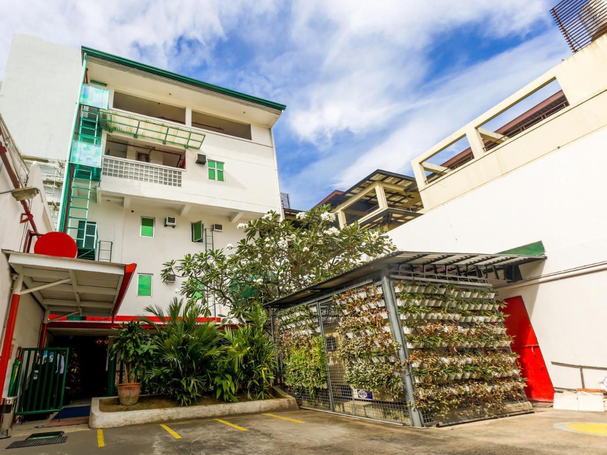 Oyo 842 City Smiles Apartelle San Juan  Exterior photo