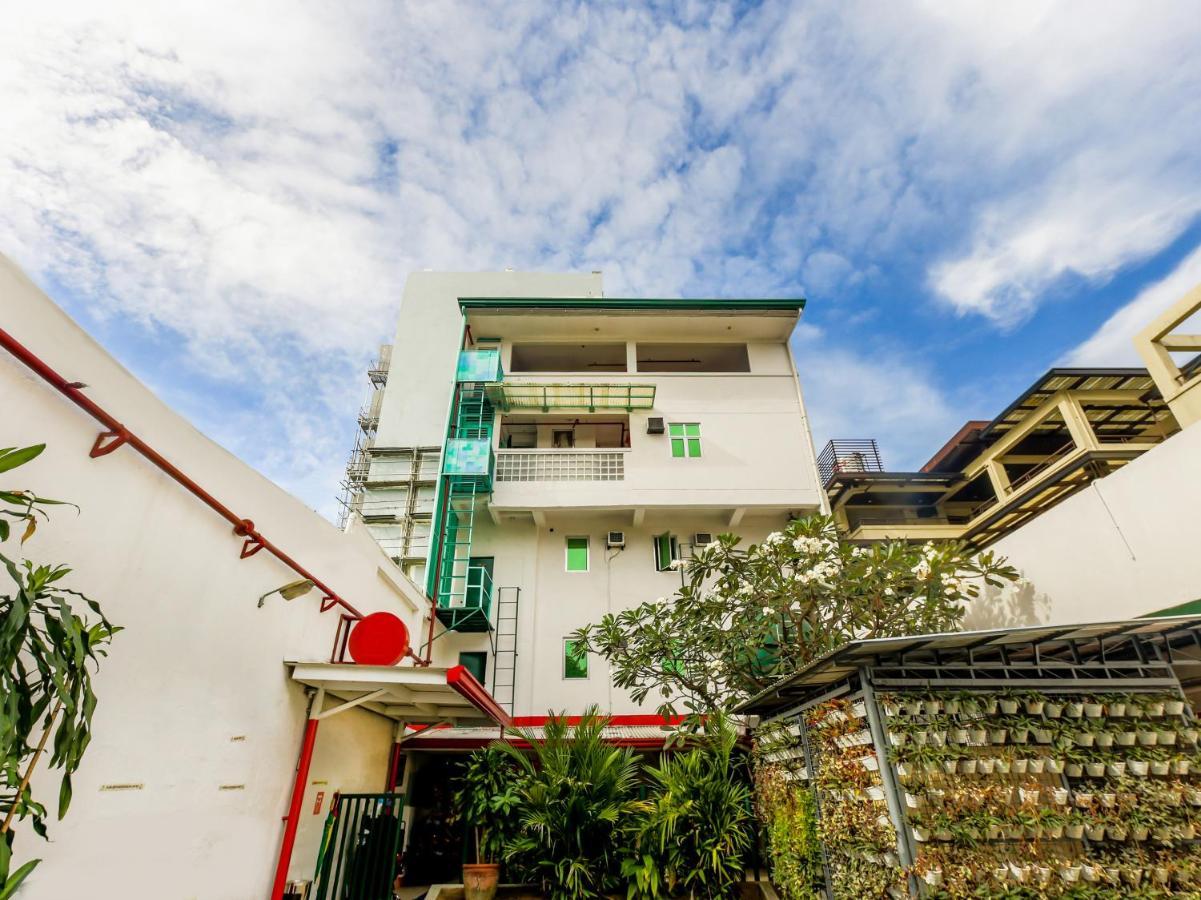 Oyo 842 City Smiles Apartelle San Juan  Exterior photo