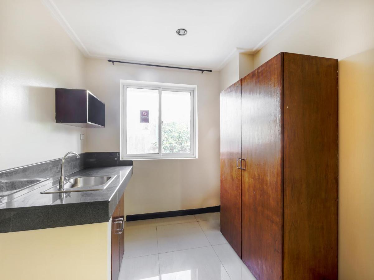 Oyo 842 City Smiles Apartelle San Juan  Exterior photo